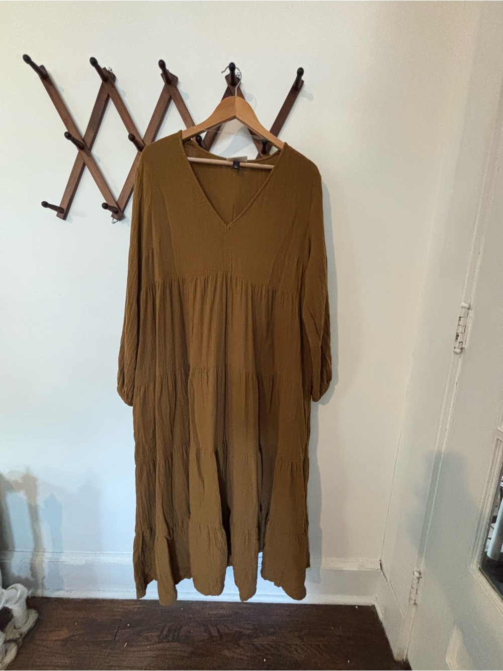 Old Navy Women's V-Neck Tiered Maxi Dress - mustard - Picture 2 of 3